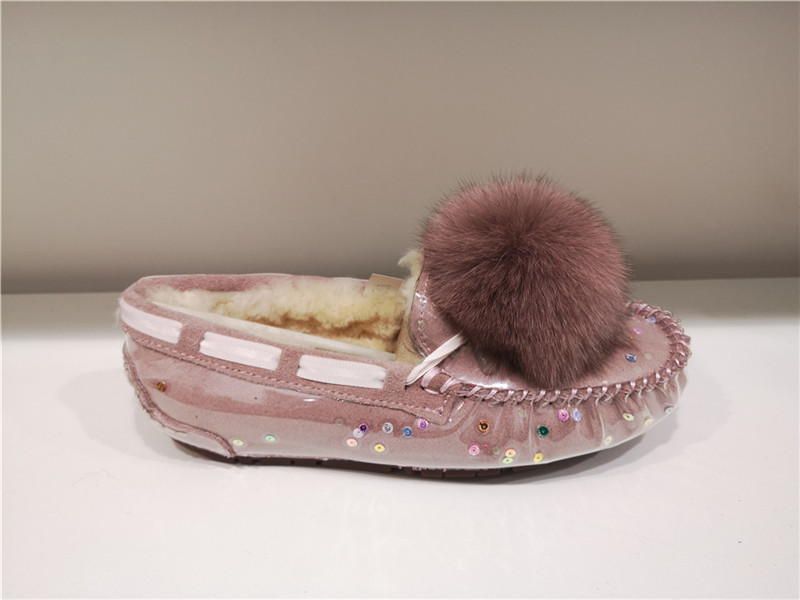 Ladies Moccasin Driving shoes Indoor Outdoor Bootie Slippers Sheepskin Mule/Fake fur Slip on Winter Suede Booties Fur Ball