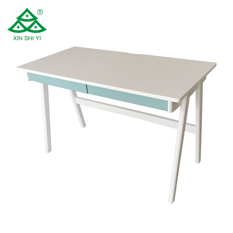 Hotel children desk