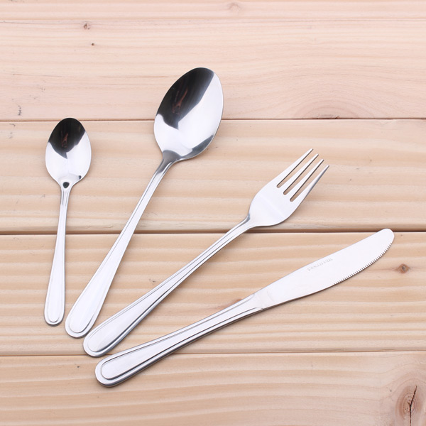 Stainless steel cutlery set