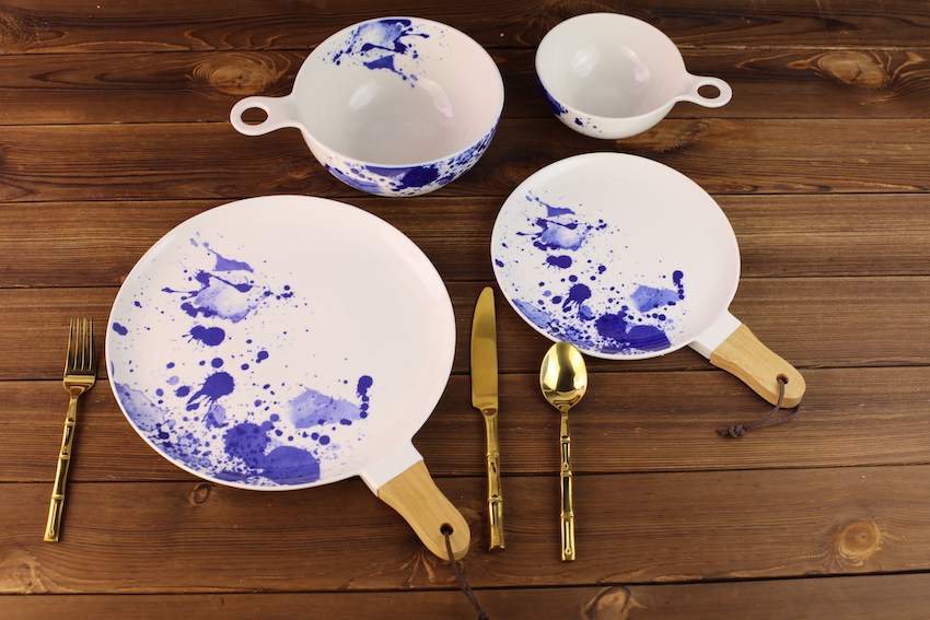 Porcelain ware
