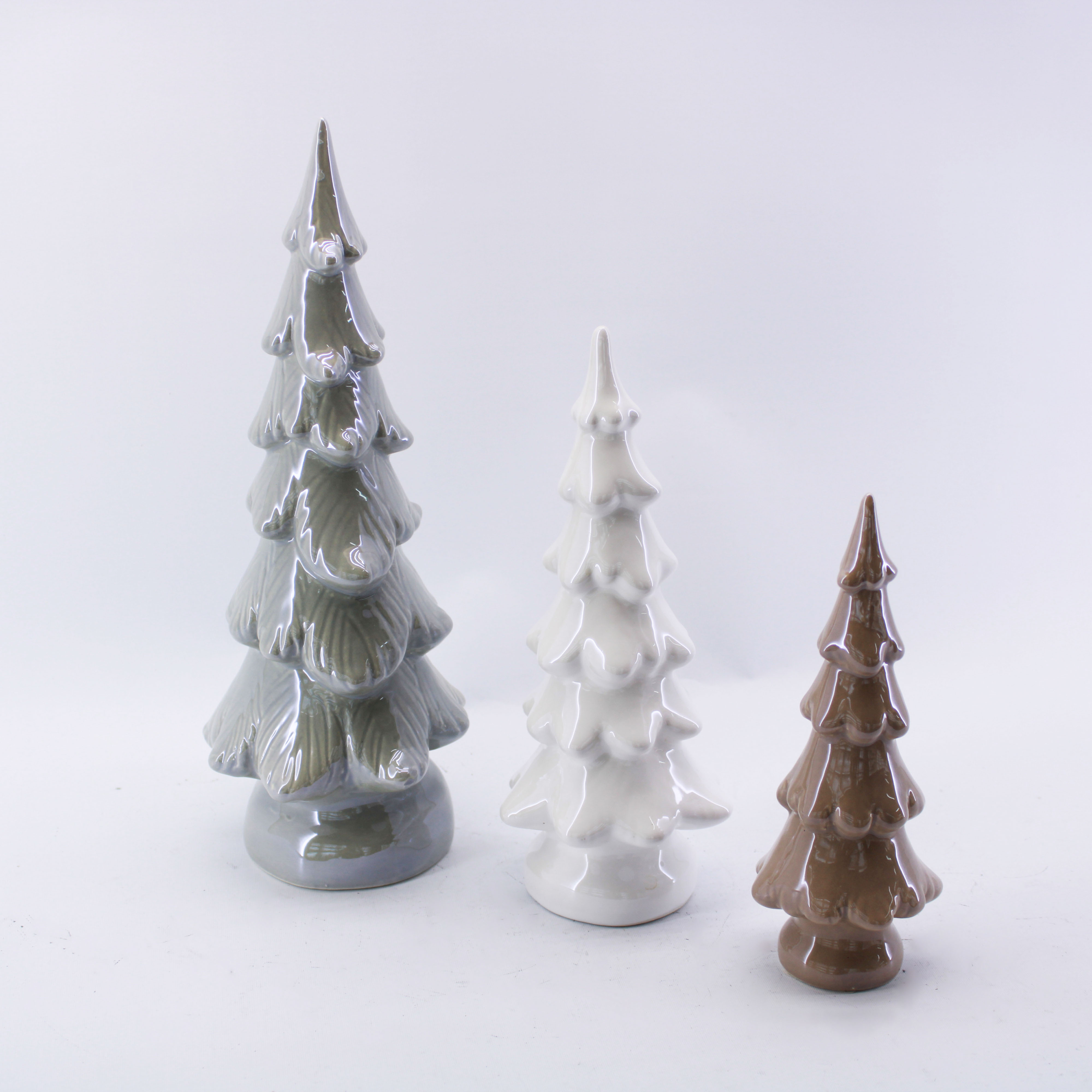 Ceramic xmas tree decoration