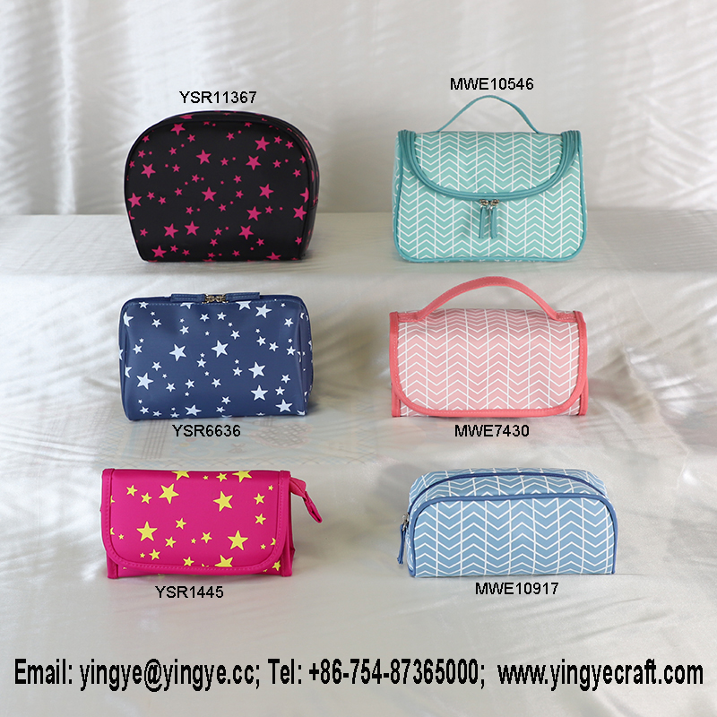 cosmetic bag, mirror bag, make-up bag, beauty bag, toilet bag, pouch