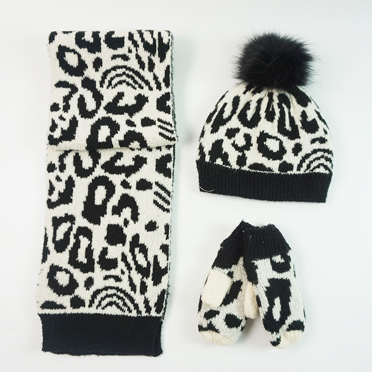 Kids knitted set