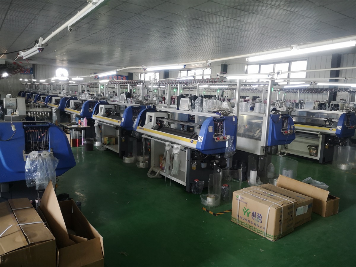 Shenzhen Yian Stai Industrial Co., Ltd. – 雪地靴 2