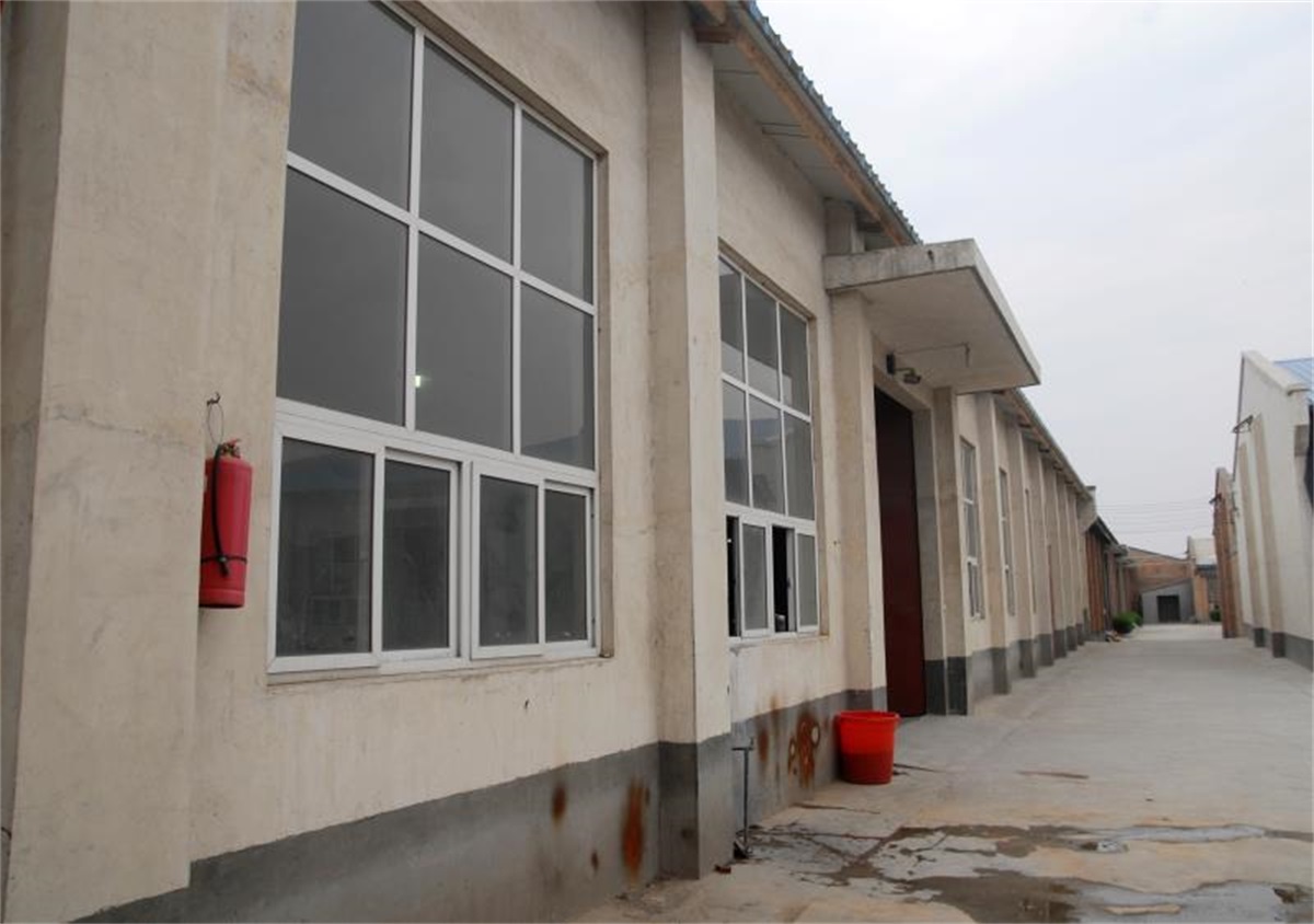 Shenzhen Yian Stai Industrial Co., Ltd. – 工艺拖鞋 1