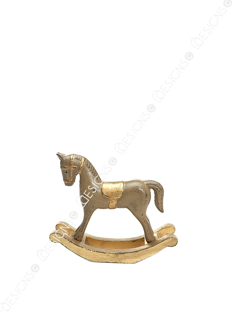 0wooden horse tabletop decoration