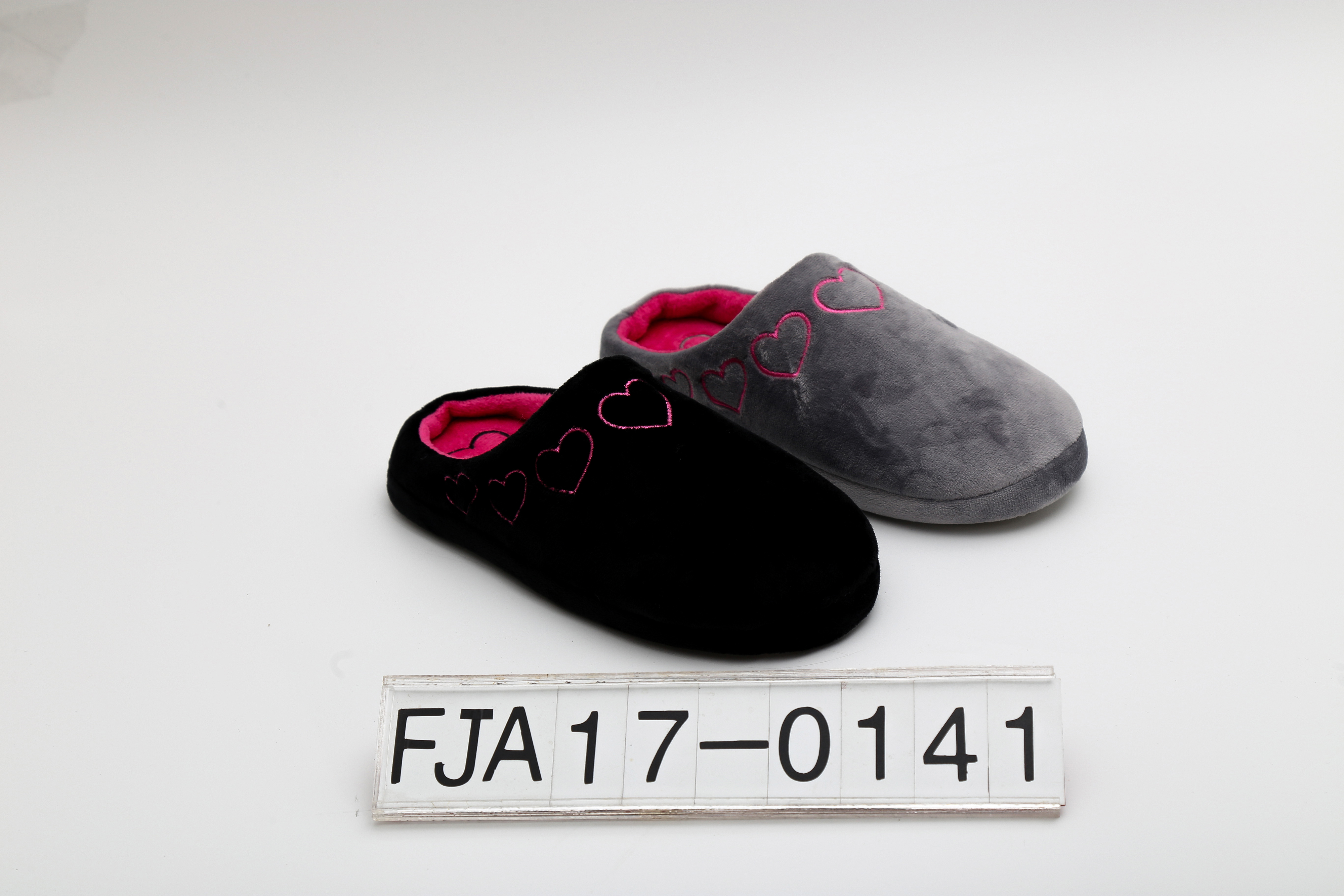 Indoor ladies slippers