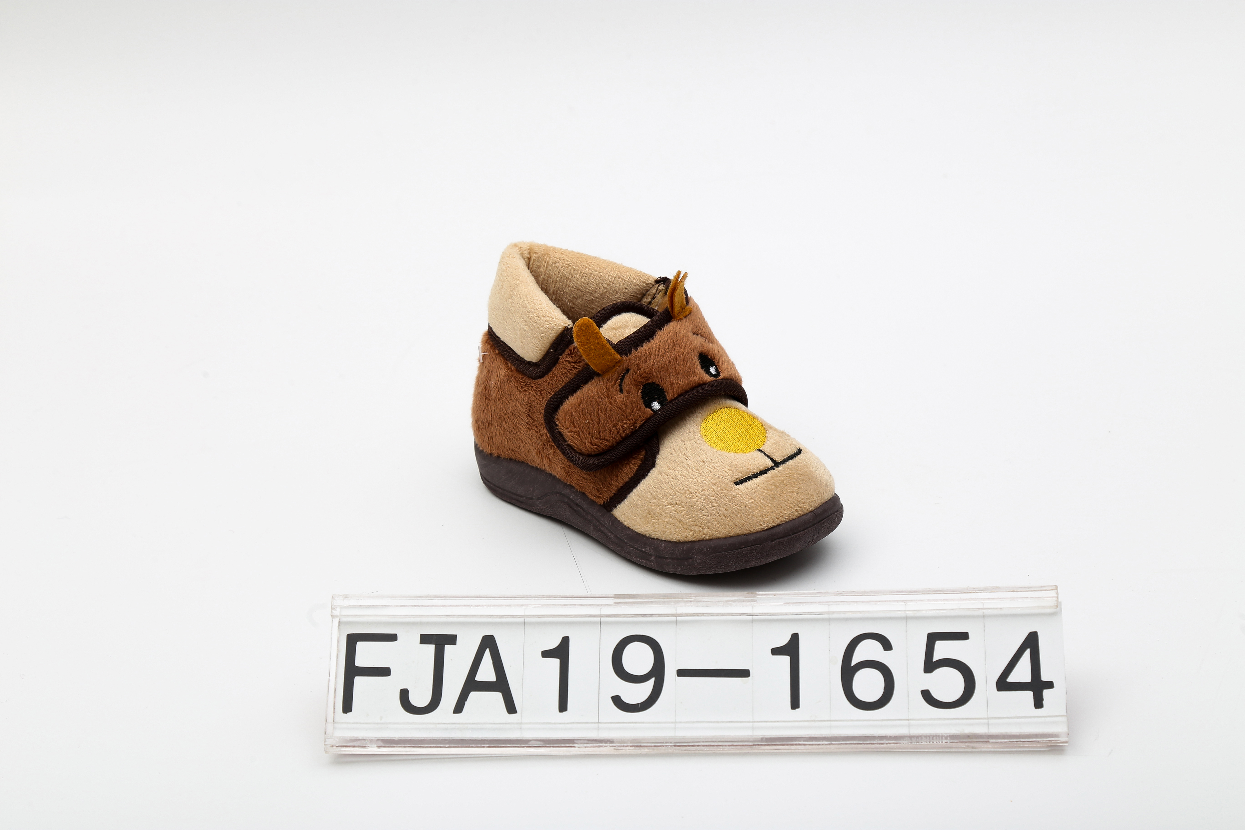 canvas shoes vulcanized shoes cemented shoes