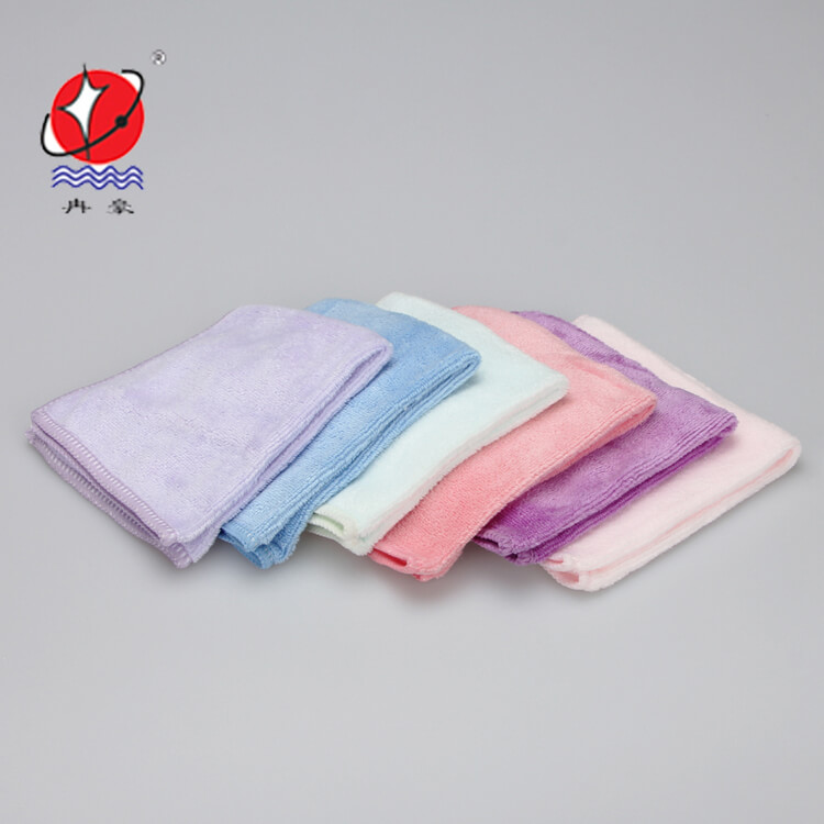 Makeup towel