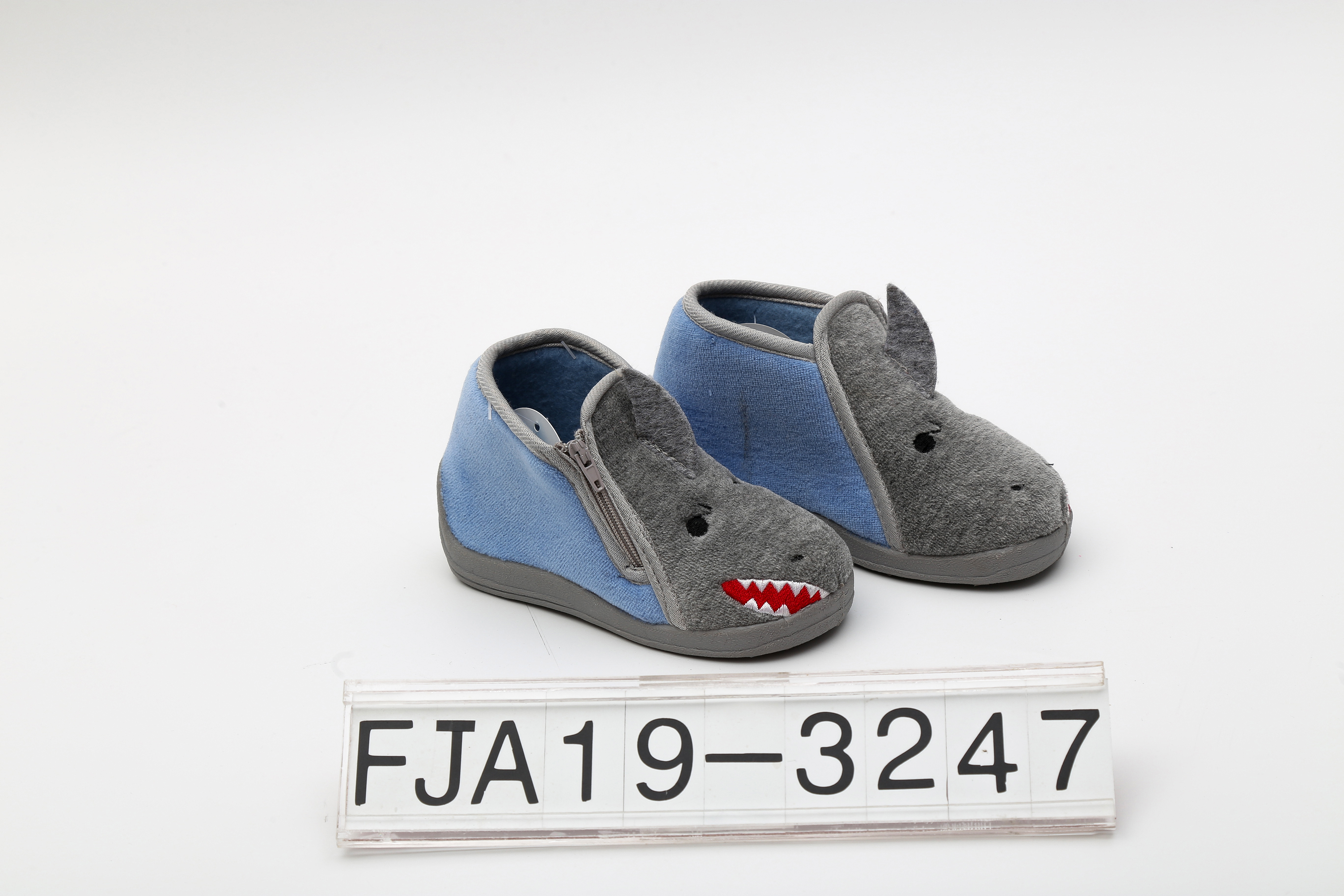 canvas shoes vulcanized shoes cemented shoes