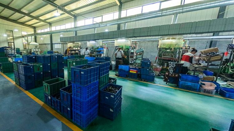 Xingtai Honglei Sealing Components Manufacturing Co., Ltd. – automotive water pump seals 3