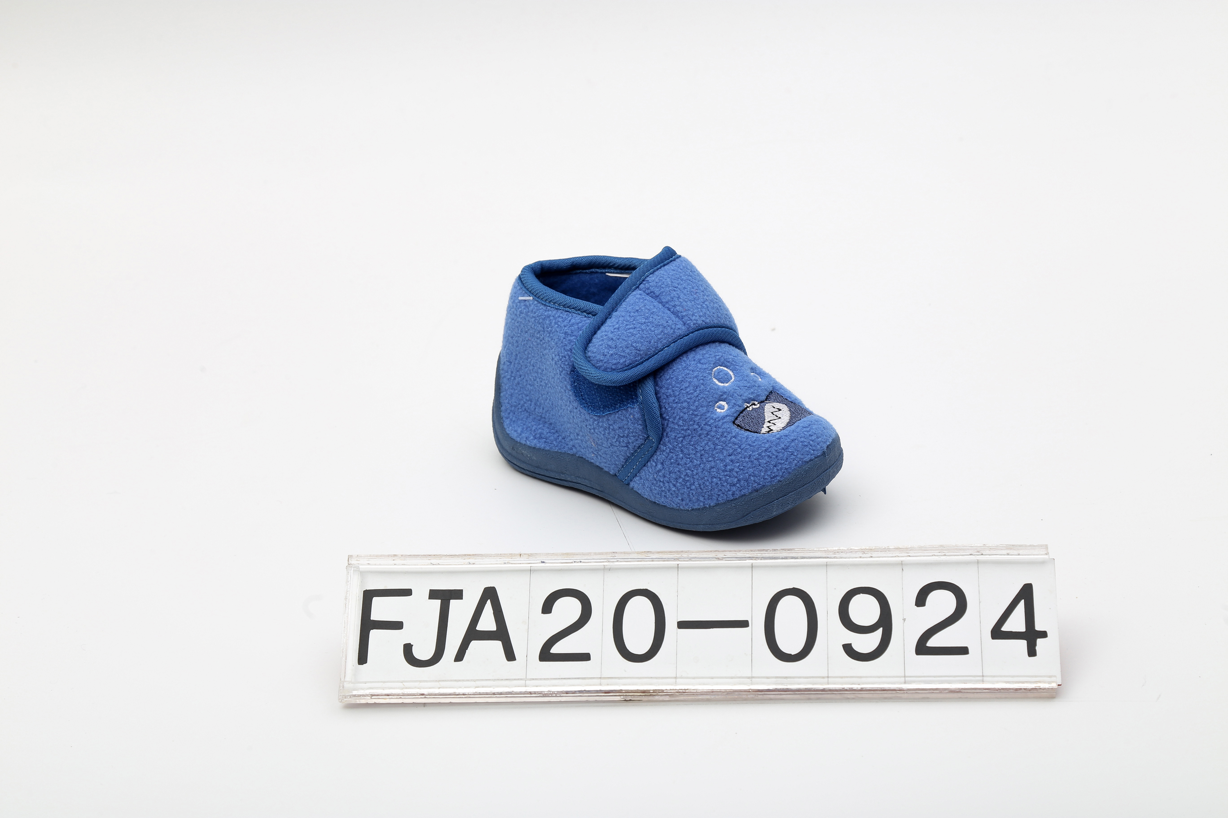 canvas shoes vulcanized shoes cemented shoes