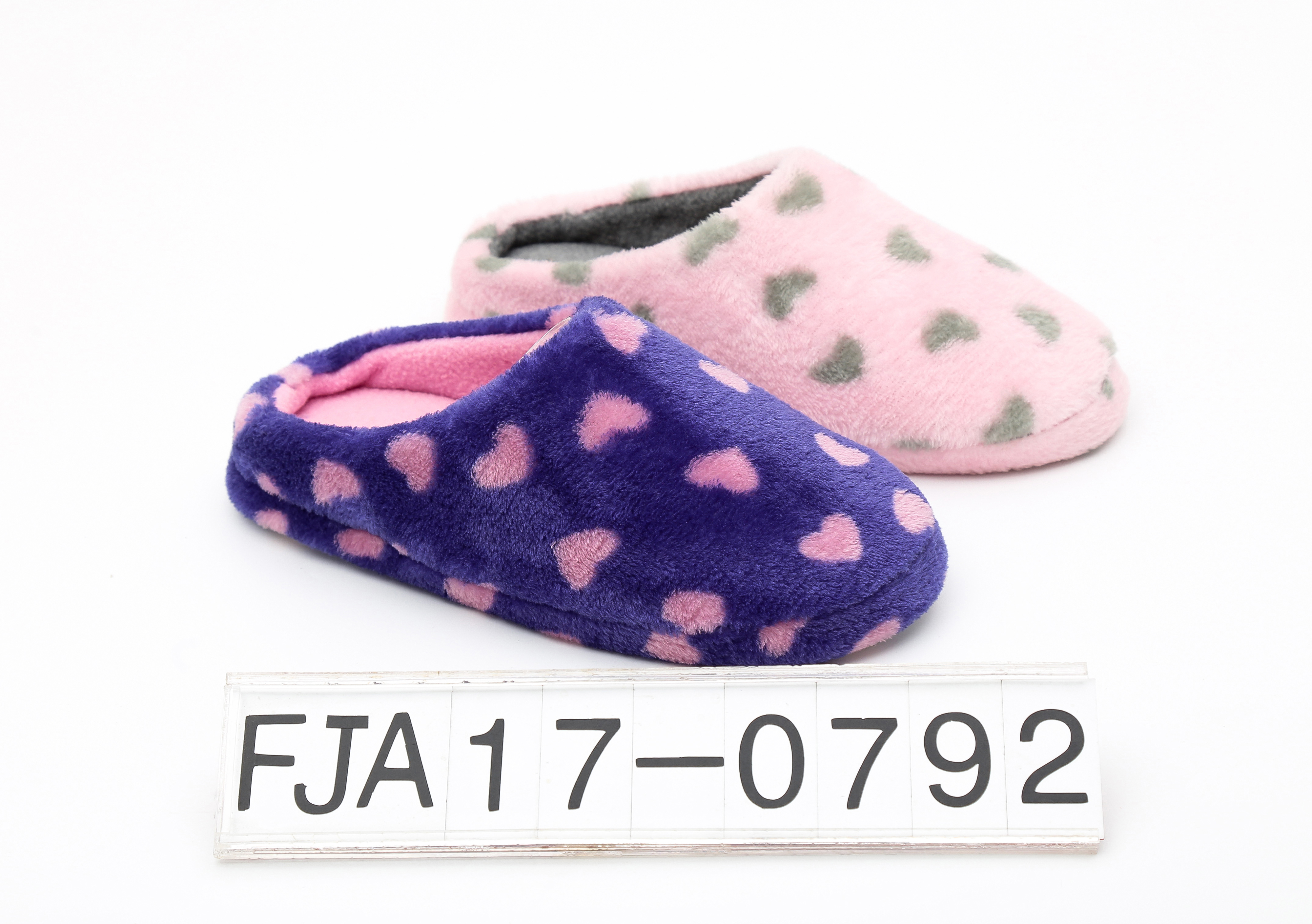 Indoor ladies slippers