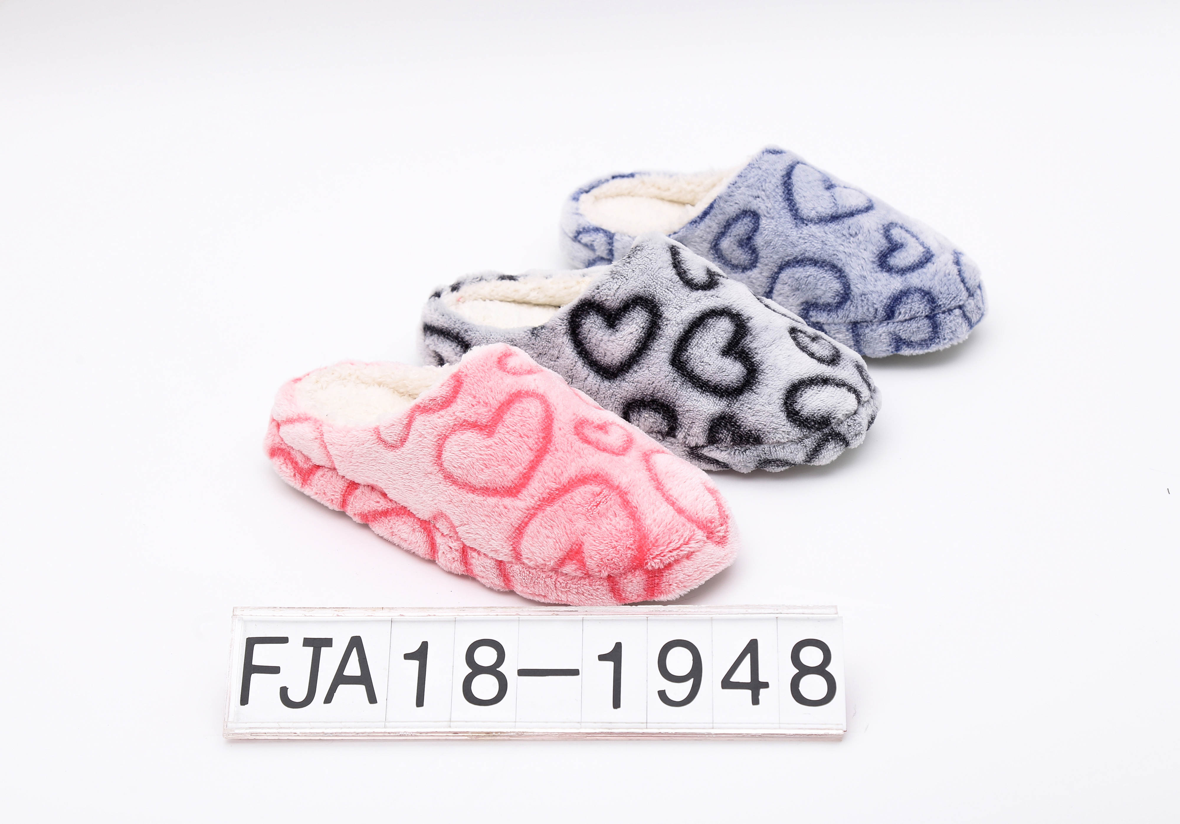 Indoor ladies slippers
