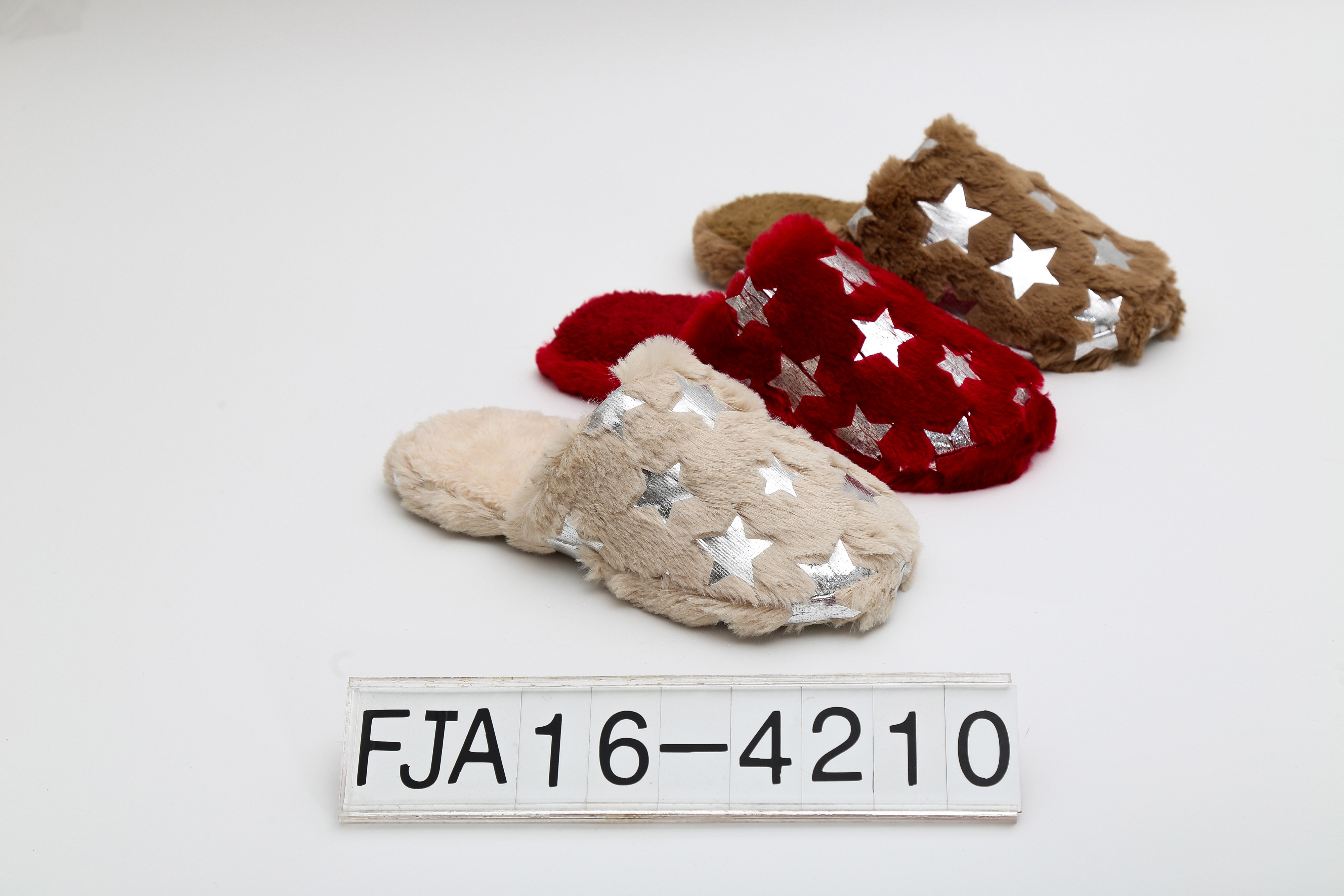 Indoor ladies slippers