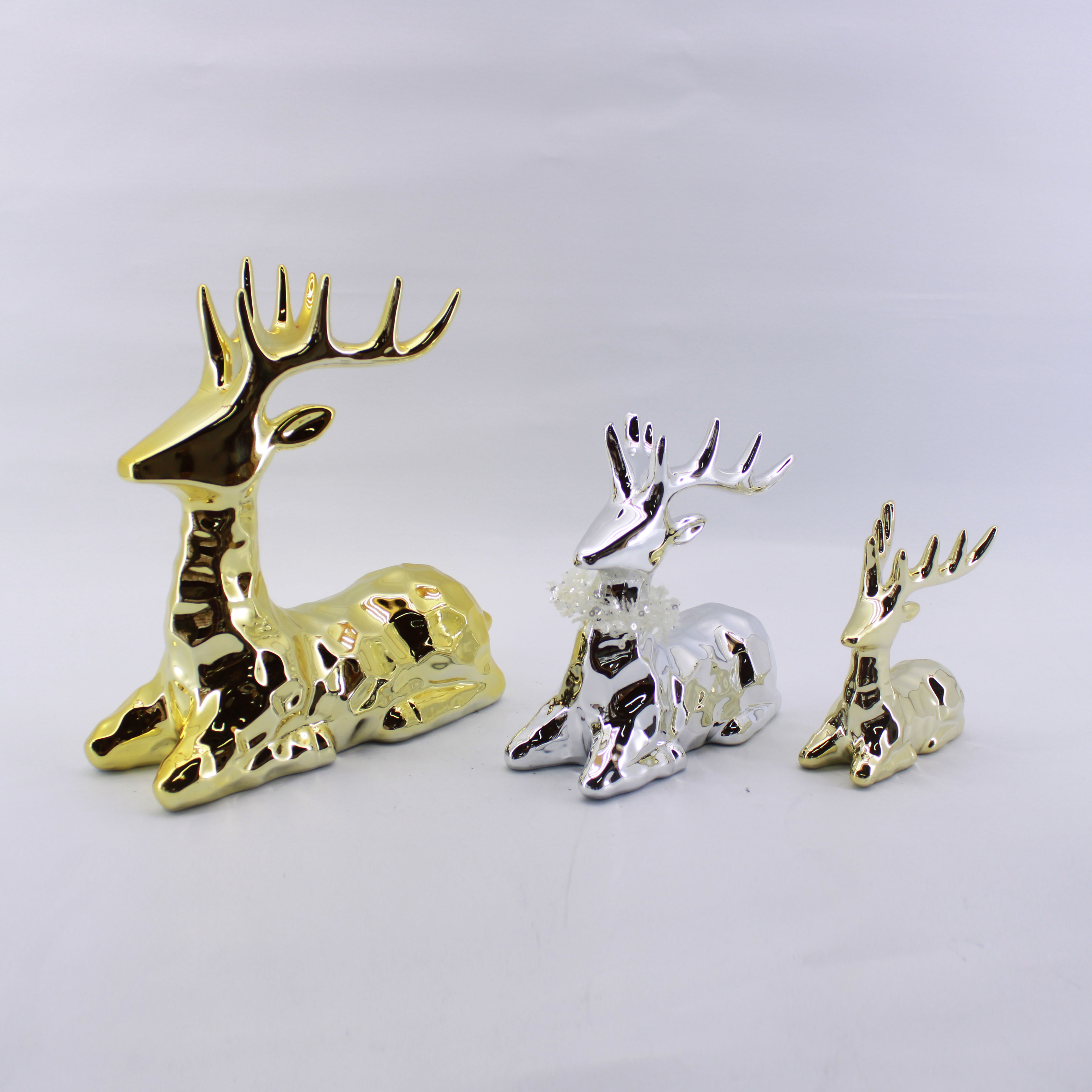Ceramic deer decoration