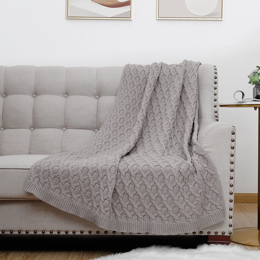 Decosy Factory supply discount price blanket acrylic knitted 100% acrylic kiniited blanket