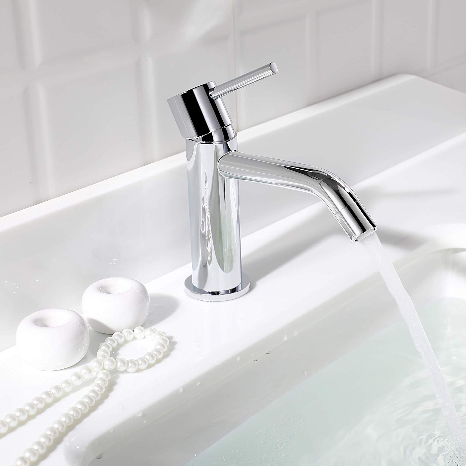 Hot Selling Modern chrome Surface Single Handle Bathroom Lavatory Faucet