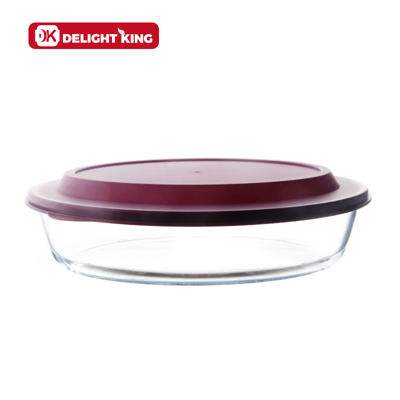 Glass baking dish