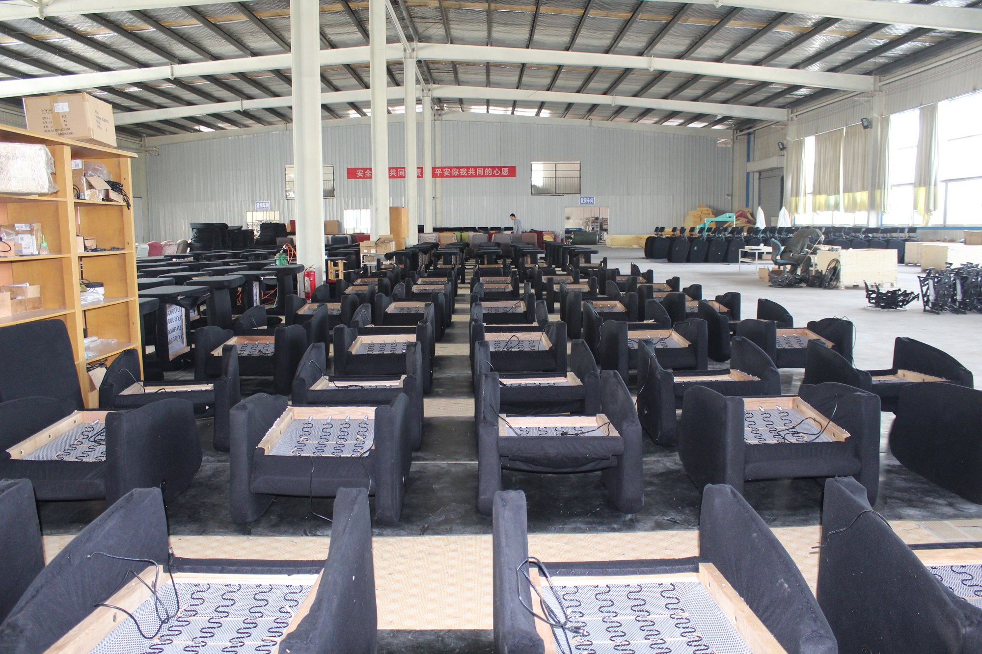 Xiong Ke Intelligent Sofa Technology Co., Ltd. – Hotel sofa 1
