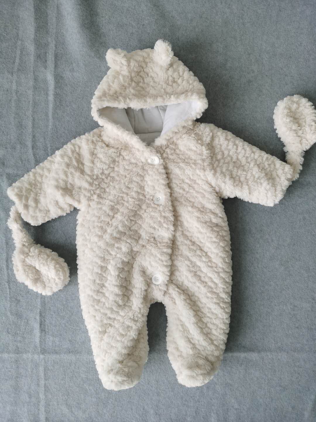 Fleece baby romper with padding