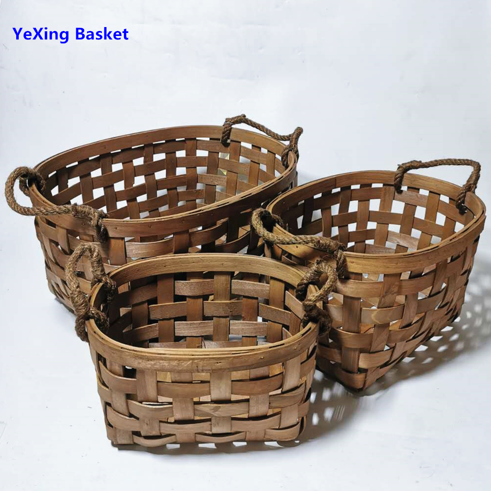 Export hand weaving baskets for gift storge