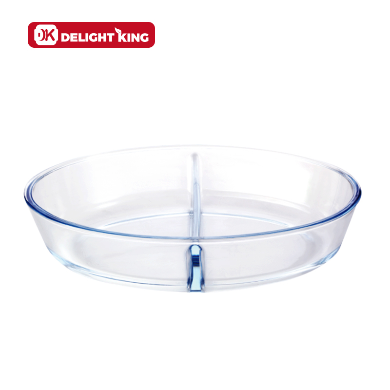 Glass baking dish