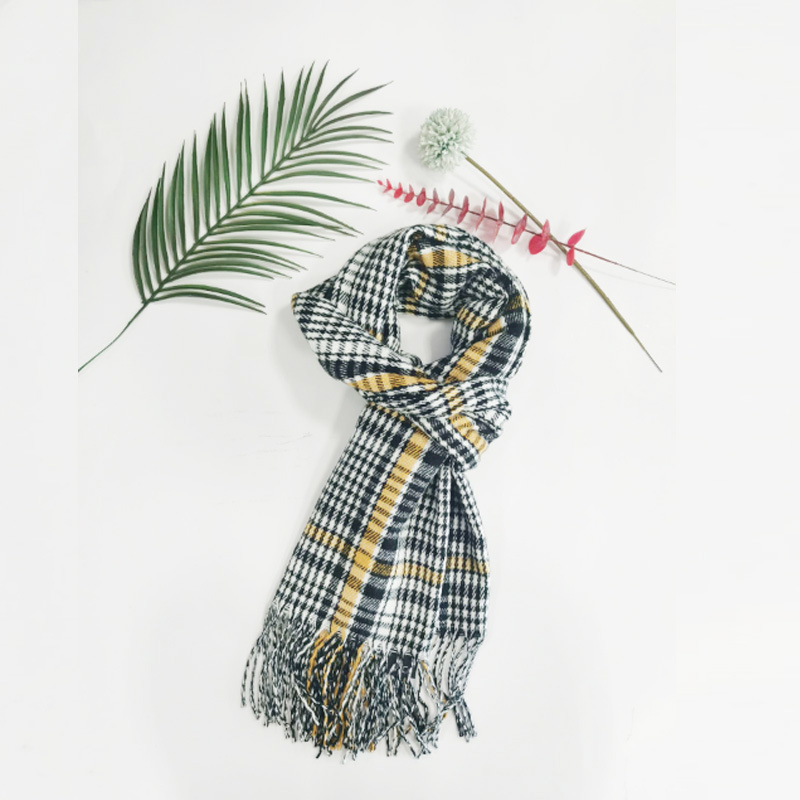 Ls13 Ladies Mid Weight Supersoft Check Woven Scarf
