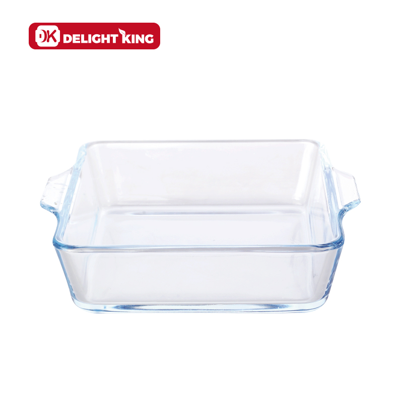 Glass baking dish