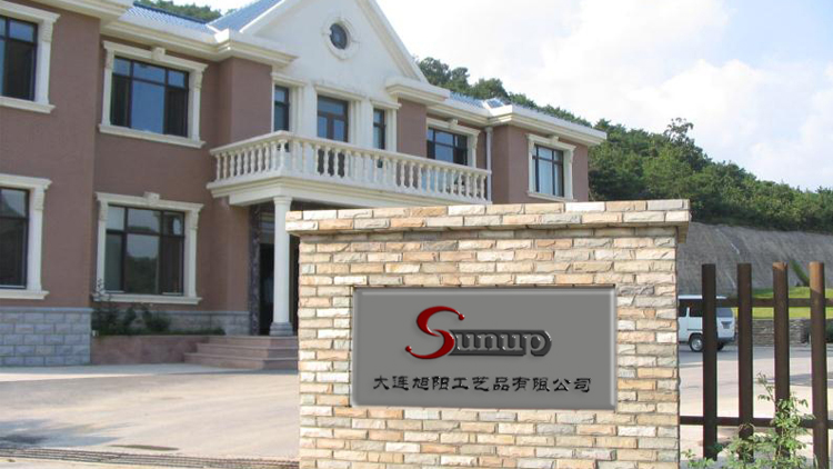 Xuri Craft (Dalian) Co., Ltd. – Christmas decorations 1