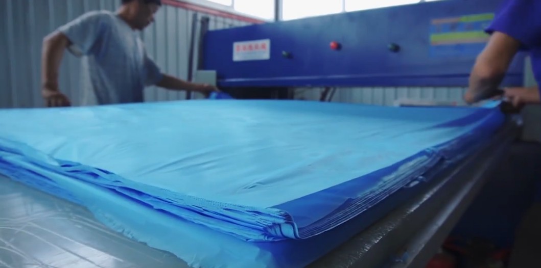 Zhaoxian Tengxing Plastic Clothing Manufacturing Co., Ltd. – Product photos 2