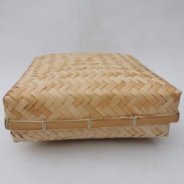 Square bamboo gift box with bamboo lid