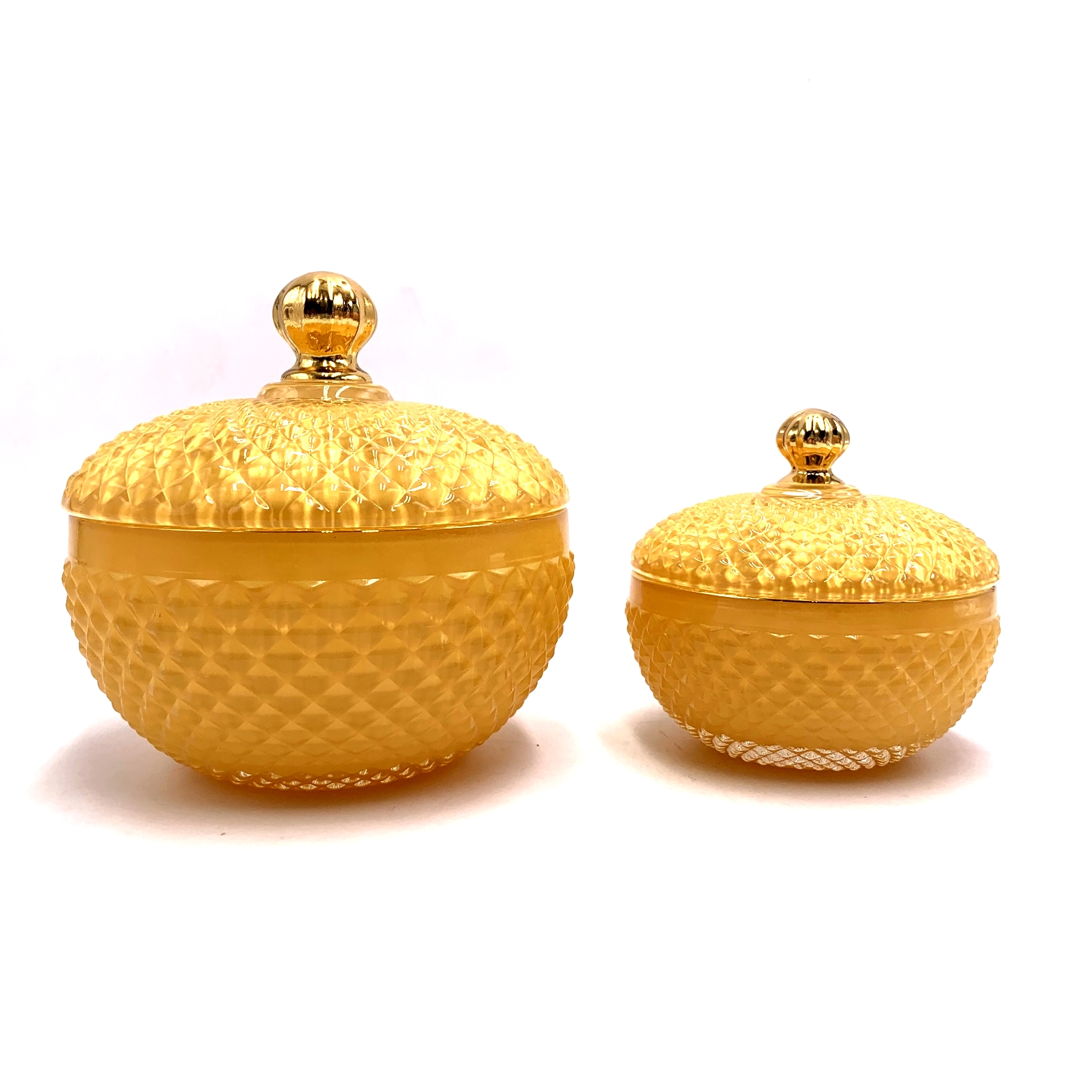 Yellow Colored gold rim diamond round glass candle jat with lid