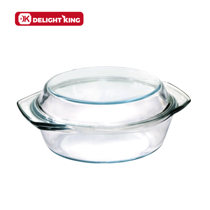 Glass baking dish