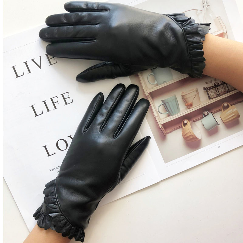 Winter warm fashion lovely sheepskin gloves