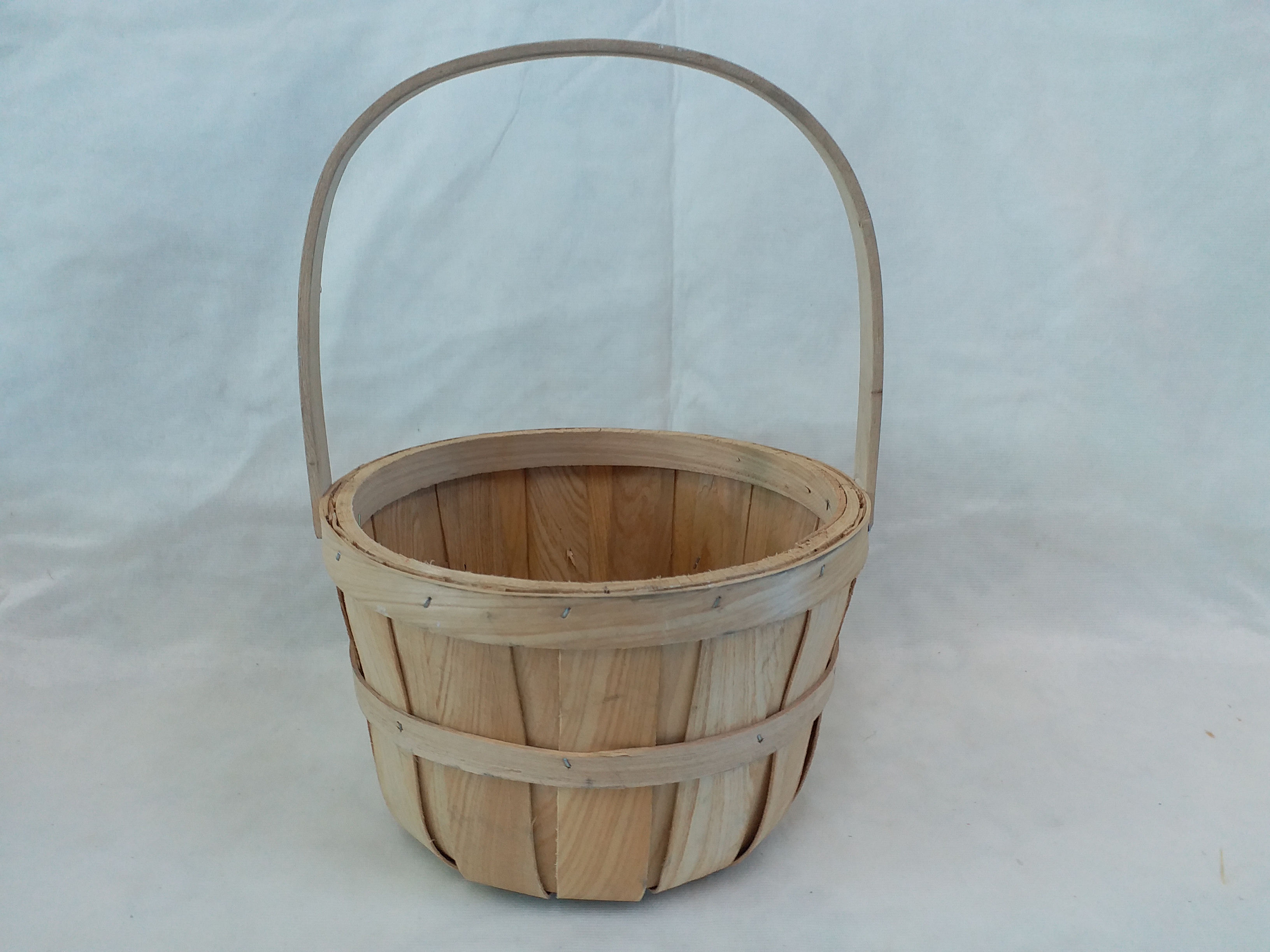 Woven Woodchip Basket with handle