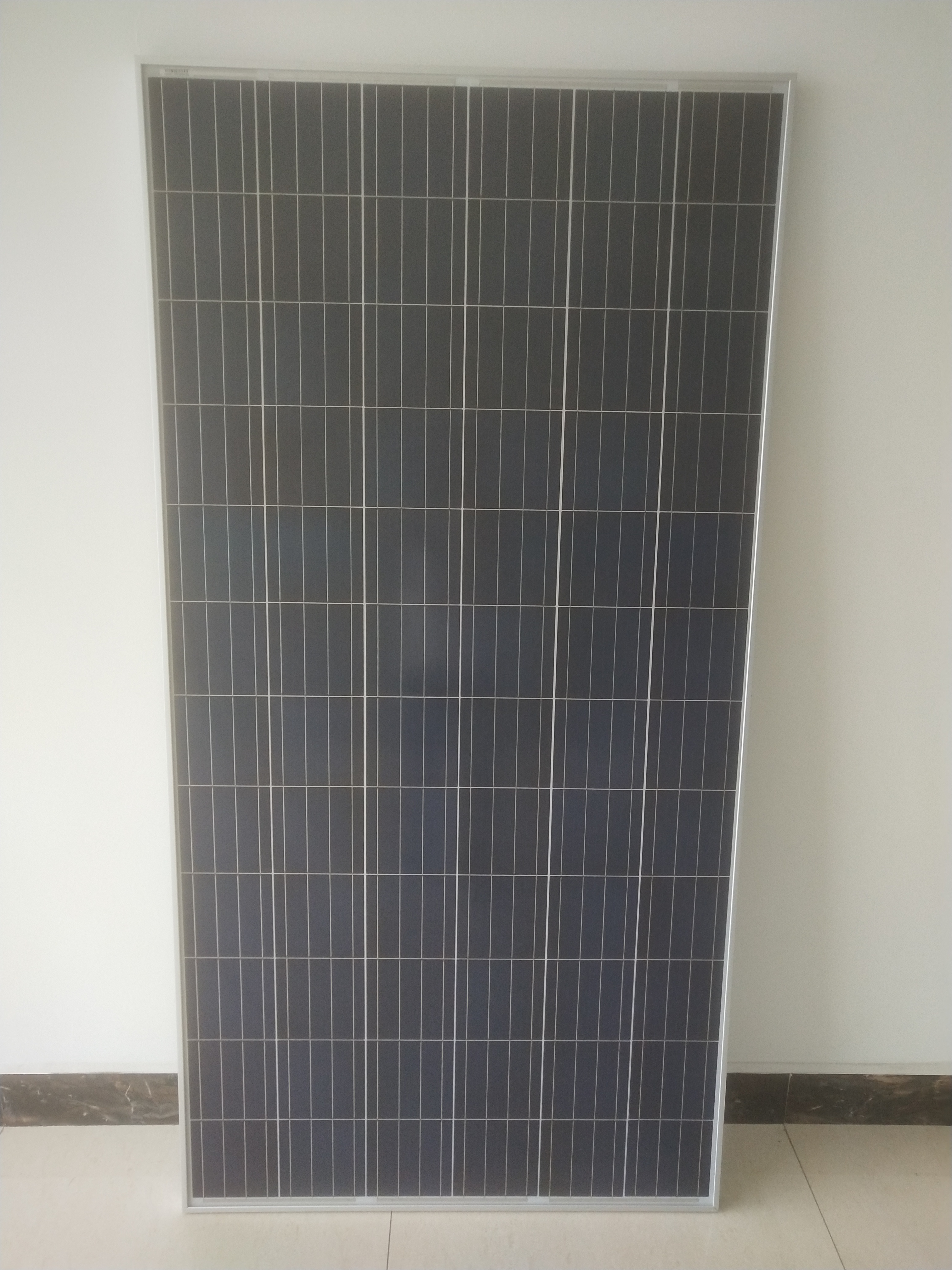 HUIDA Poly crystal 330W solar panel solar module factory Customize on or off-grid photovoltaic power generation system