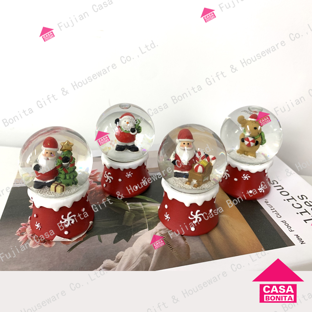 Polyresin xmas decoration santa claus water globe snowman ball deer waterball new arrivals hot sale