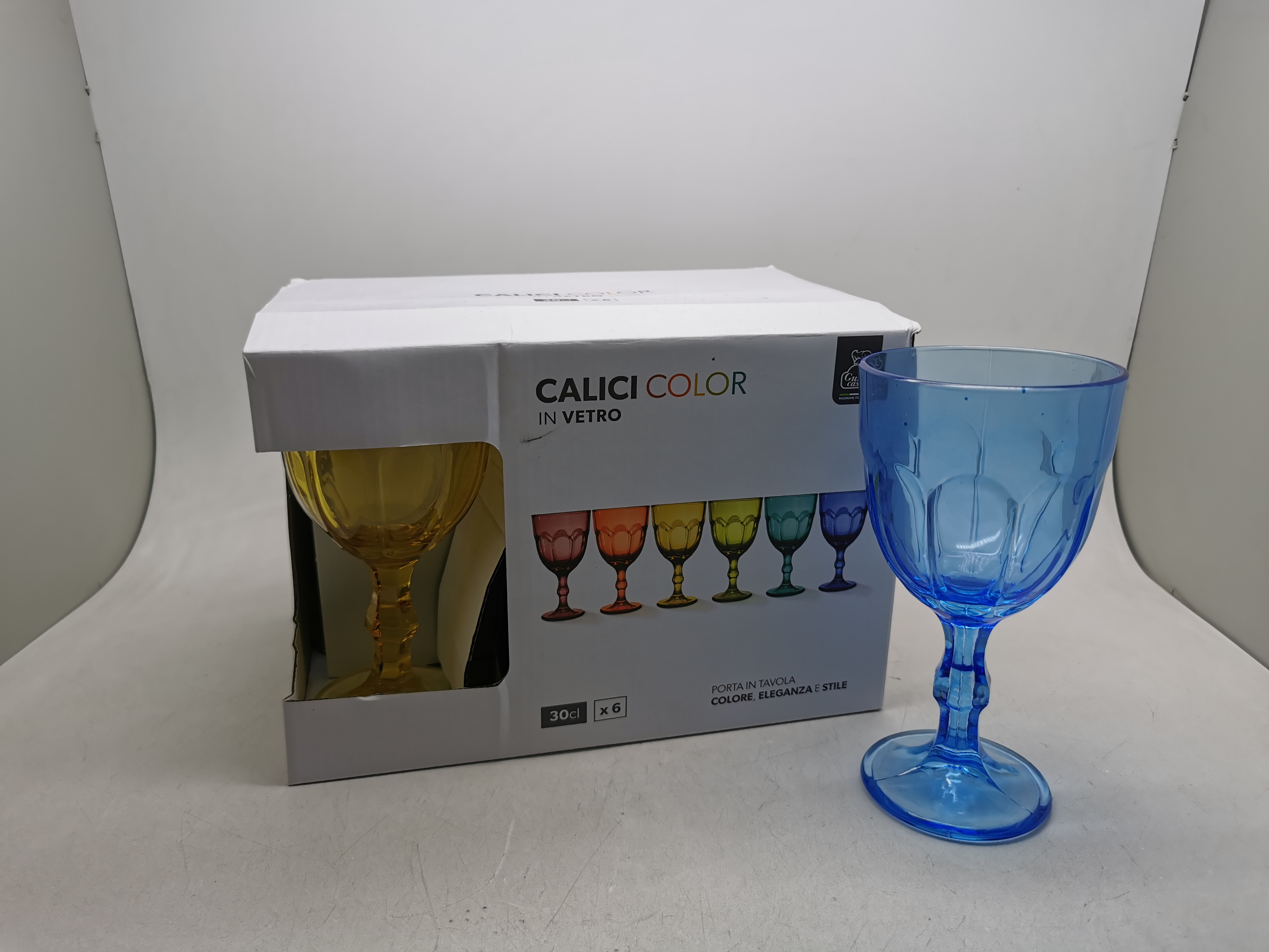 Stemware glass with color