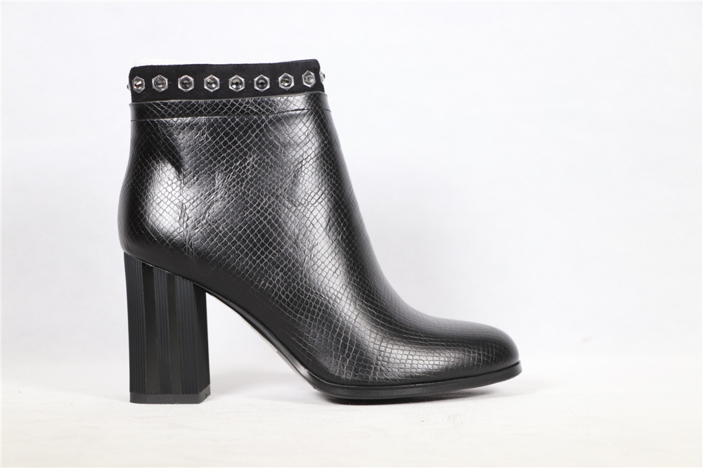 Lady Short Boots