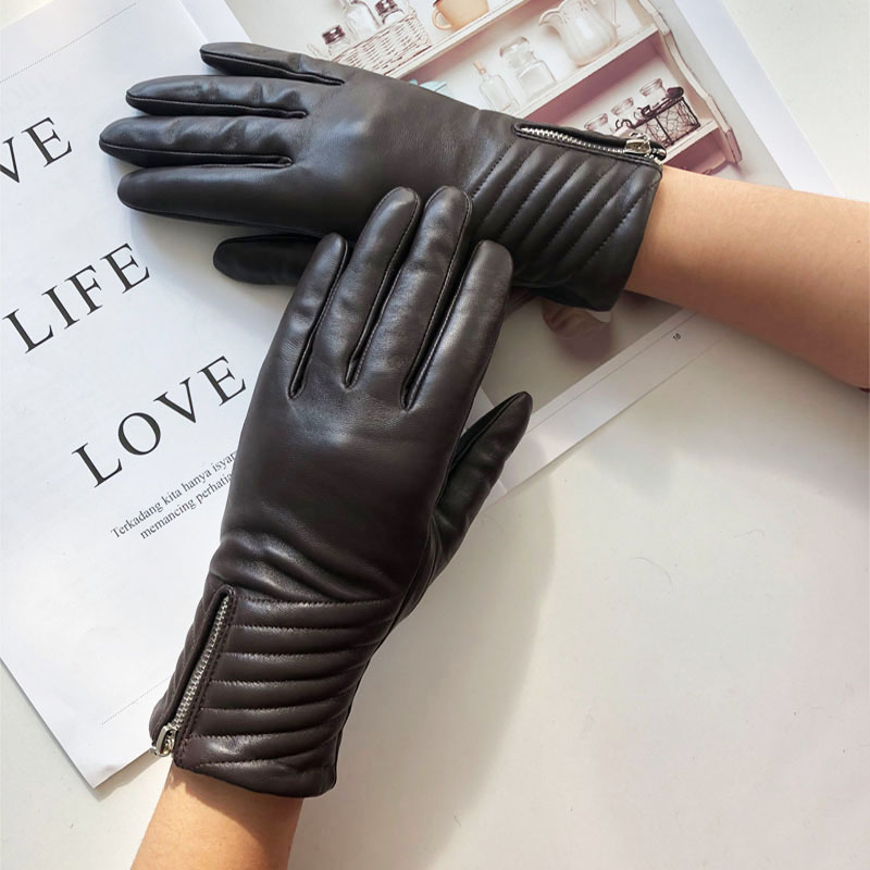 Women's winter fashion sheepskin leather gloves with touchscreen