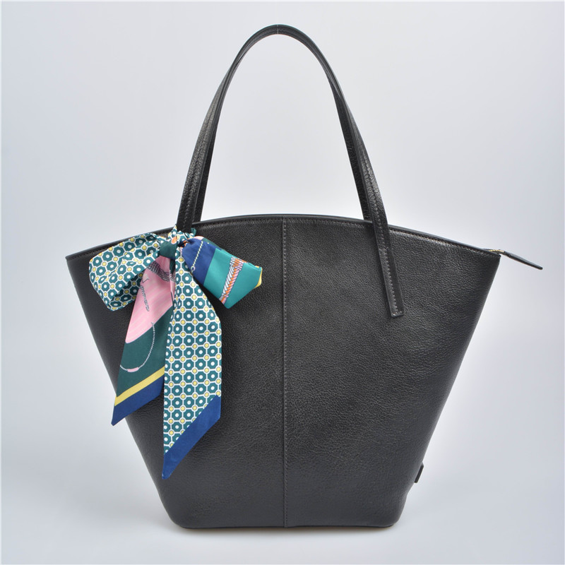 leather handbag/tote bag
