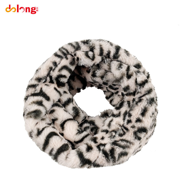 fake fur snood