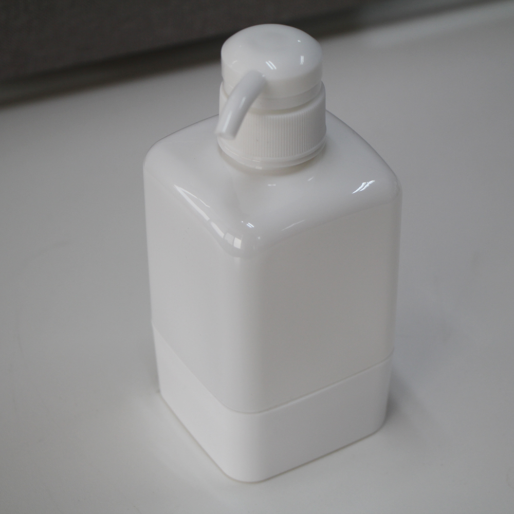 Spray bottle