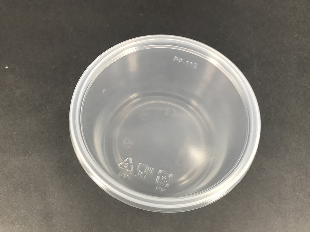 Disposable food container with lid