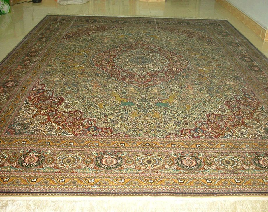 1 Handmade carpet 8x10ft