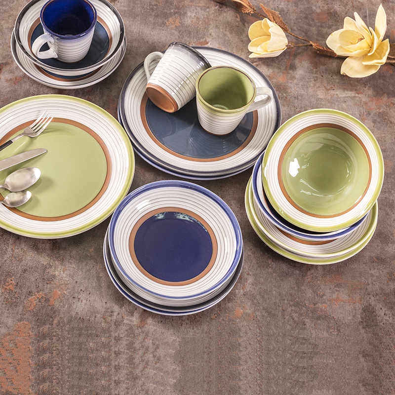 Embossed Terracotta Dinnerware