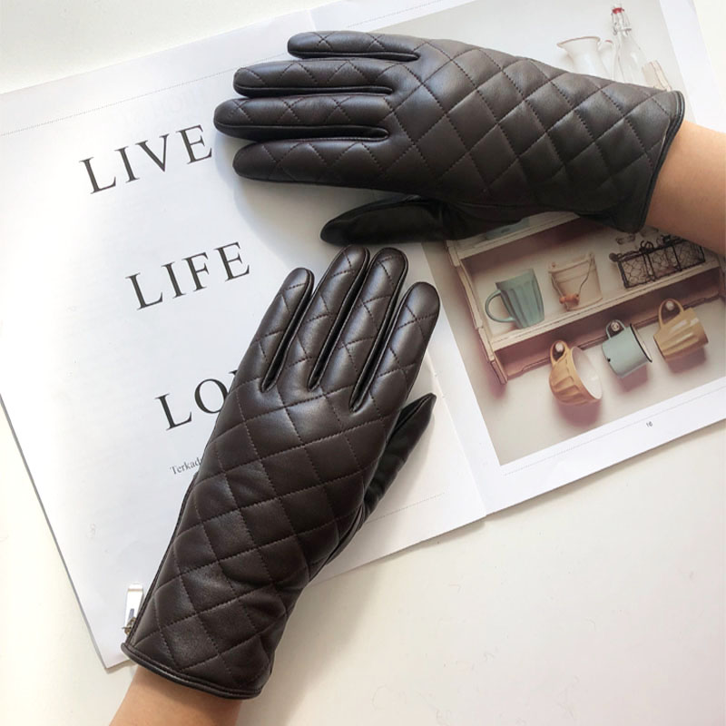 Women's winter fashion sheepskin leather gloves with touchscreen