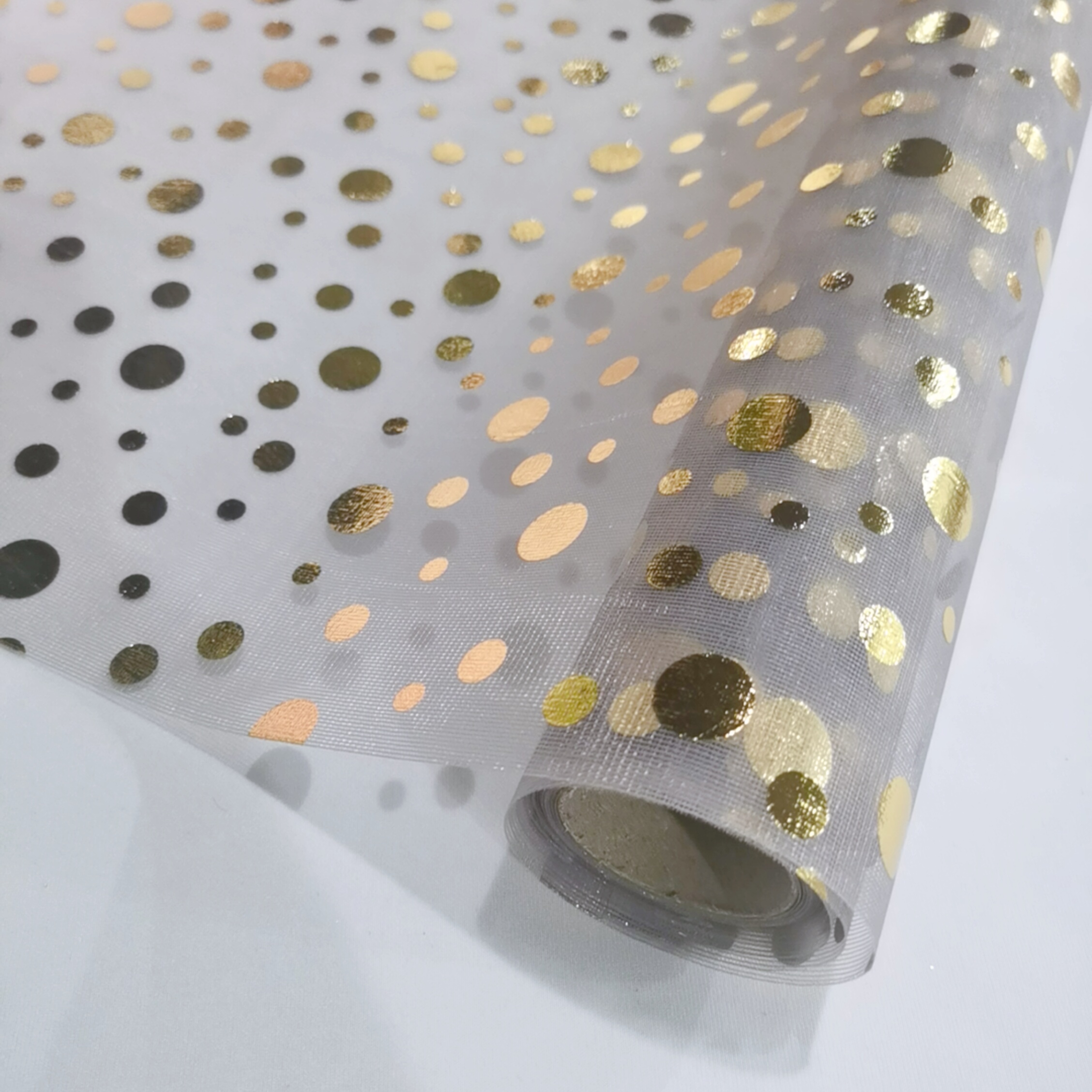 Flower wrapping mesh with gold dot printing