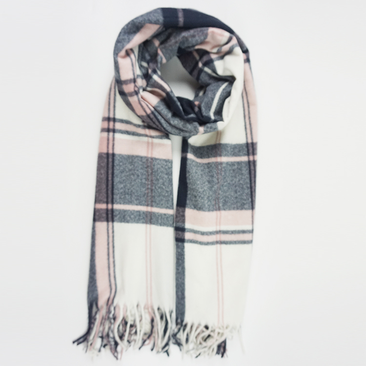 Ladies woven check scarf